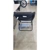 Image 2 : BLACK FOLDING CHAIR