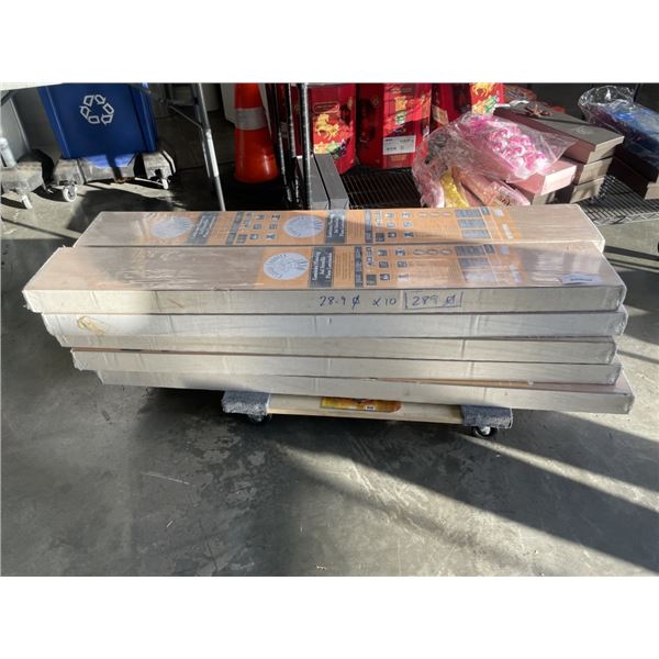 289 SQUARE FEET OF LAMINATE FLOORING