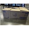 Image 1 : NEW CASE OF TORK HAND TOWEL ROLLS 6 8" ROLLS PER CASE