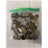 Image 2 : 2LBS WORLD COINS AND TOKENS