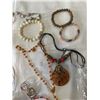 Image 2 : LOT OF ASSORTED JEWELRY, NECKLACES, RINGS ETC