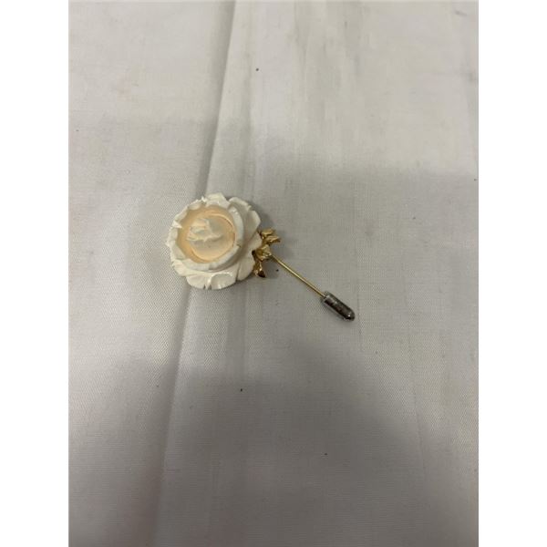 14K GOLD GUILDED HINGED STICKPIN W/ HAND CARVED IVORY ROSE