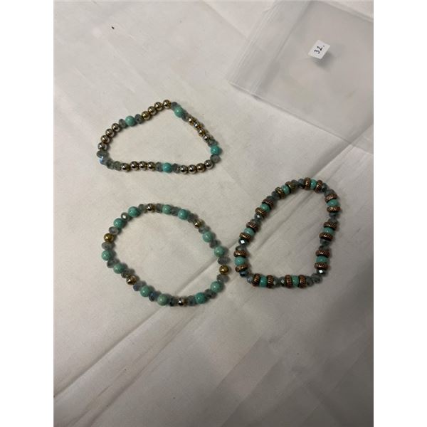 3 VINTAGE BEADS BEACELETS
