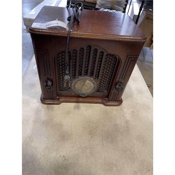 VINTAGE RADIO