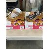 Image 4 : 7 PAIRS OF ASSORTED SIZE NEW LADIES SHOES