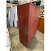 Image 5 : 2 DOOR CABINET WITH 2 DRAWERS 65' TALLX 3 FEET
