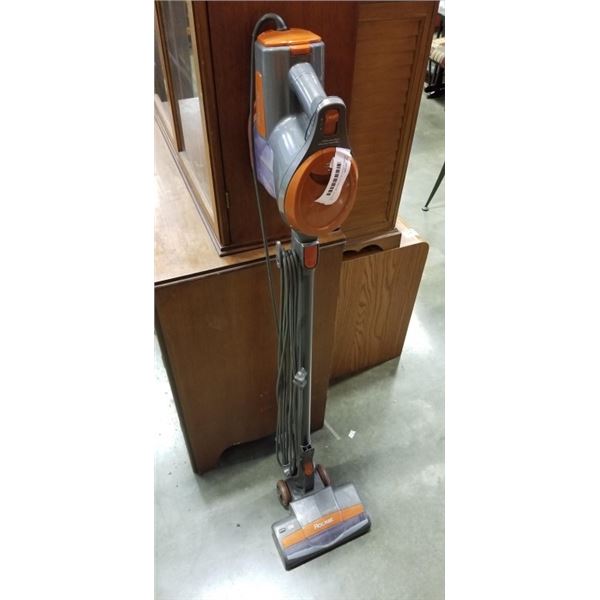 SHARK CORDED STICK VACUUM - WORKING