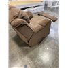 Image 3 : FABRIC RECLINER CHAIR