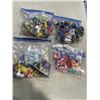 Image 1 : 4 BAGS OF COLLECTIBLE TOYS AND CARS