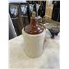 Image 5 : ANTIQUE SCALE WITH WEIGHTS AND AND CROCK