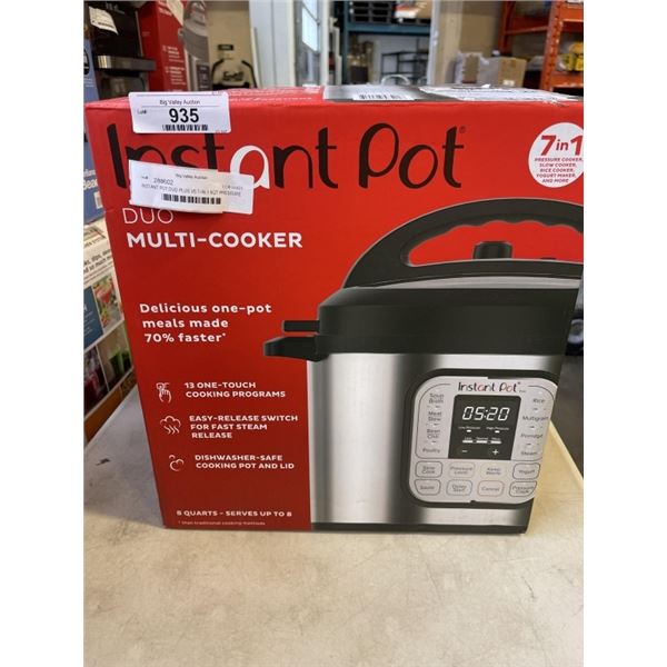 INSTANT POT DUO PLUS V5 7-IN-1 8QT PRESSURE COOKER - TESTED WORKING, RETAIL $179