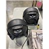 Image 5 : LOT OF 3 DESKTOP FANS 2 HONEYWELL 1 FOR LIVING