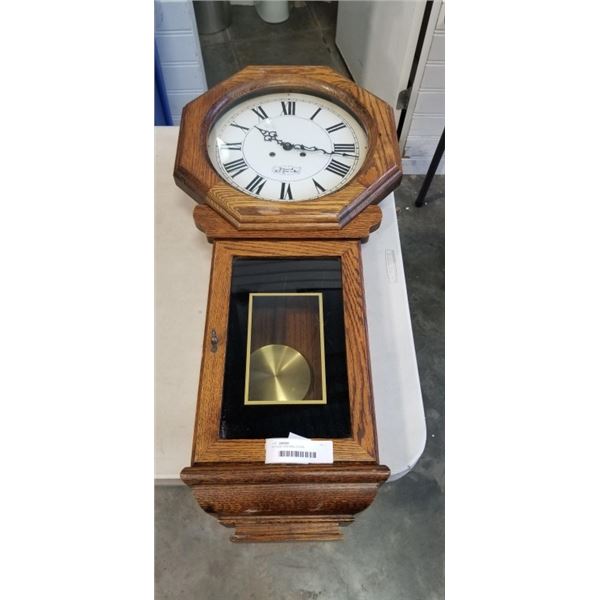 ANTIQUE OAK WALL CLOCK