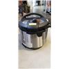 Image 3 : AS NEW INSTANT POT DUO V5 7IN1 6QT PRESSURE COOKER - TESTED WORKING, RETAIL $159
