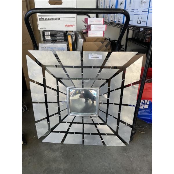 DECORATIVE WALL MIRROR