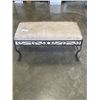 Image 1 : STORAGE ENTRANCE BENCH