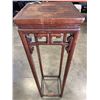 Image 3 : EASTERN PLANTER STAND