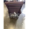 Image 5 : GLIDING PATIO CHAIR AND OTTOMAN