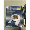 Image 4 : LOT OF 3 NEW ITEMS SIREN KITCHEN SCALE AND SLIP AND SLIDE