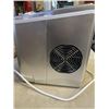 Image 5 : AS NEW INSIGNIA 26LB PORTABLE ICE MAKER - TESTED WORKING, RETAIL $199