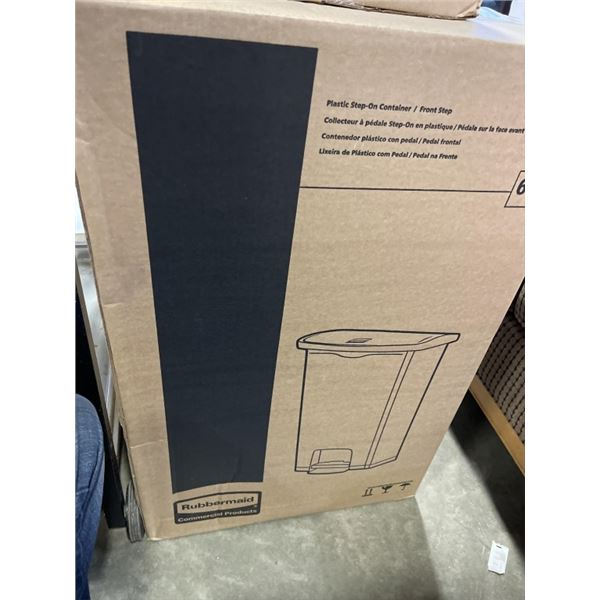 AS NEW RUBBERMAID STEP ON GARBAGE CAN