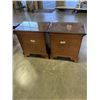 Image 6 : PAIR OF LEXINGTON FUNRITURE 2 DRAWER MAHOGANY NIGHTSTANDS W/ GLASS TOPS