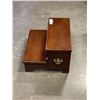 Image 3 : LEXTINGTON FURNITURE MAHOGANY BEDSIDE STEP