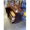 Image 5 : LEXTINGTON FURNITURE MAHOGANY DRESSER W/ MIRROR