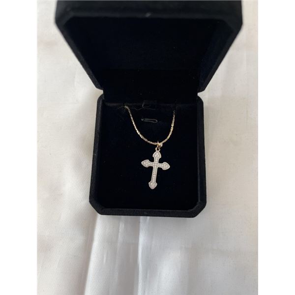 NEW 18K GOLD PLATED 32.0MM SIMULATED DIAMOND (CZ) CROSS NECKLACE, CHAIN 19" LONG