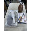 Image 1 : NEW LUNCH CONTAINER WITH SMALL SHELF, SWELL BOTTLE AND BEVERAGE SYRUP