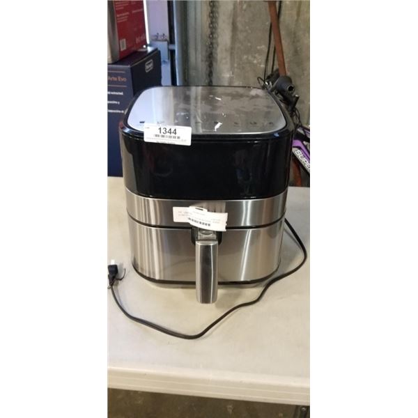 AS NEW ULTIMA COSA 5.2QT DIGITAL AIR FRYER - TESTED WORKING, RETAIL $229