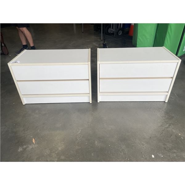 PAIR OF WHITE 2 DRAWER NIGHT STANDS