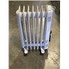 Image 1 : HONEY WELL OIL HEATER