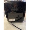 Image 4 : INSTANT POT 10QT VORTEX PLUS AIR FRYER OVEN - TESTED WORKING, RETAIL $199
