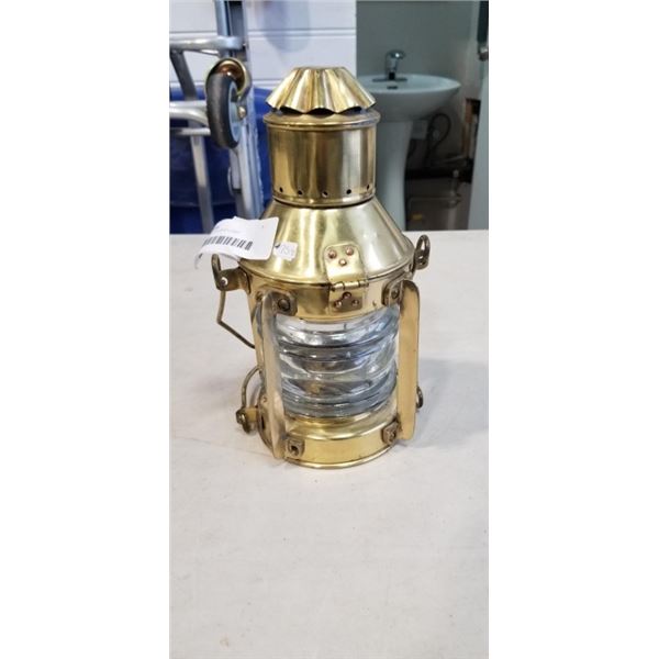 ANTIQUE BRASS SHIP LIGHT