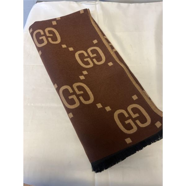 GUCCI SCARF - UNAUTHENTIC
