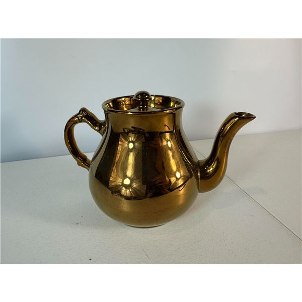 Sadler Burslem England Gold Luster Teapot – 1 Piece