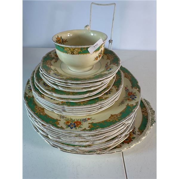 Grindley 'The Selkirk' Floral Dinnerware – Partial Set