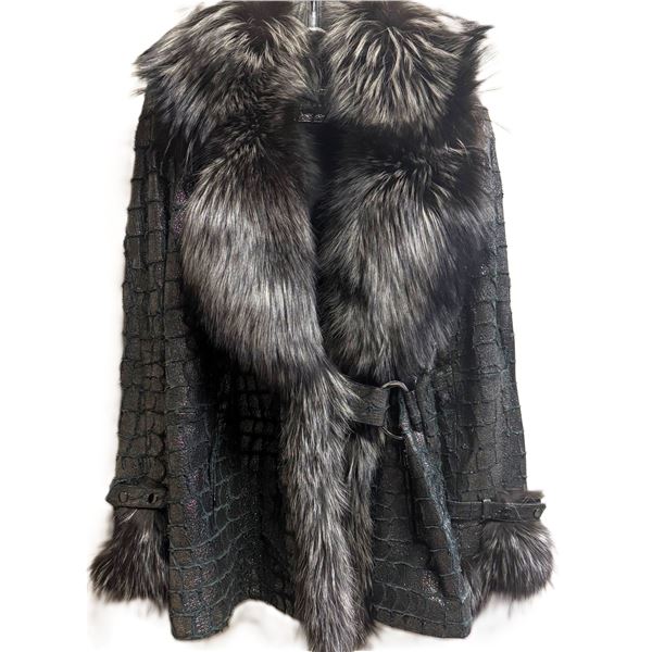 HOLLOWAY FURS: Silver Burst Ladies Leather Jacket with Silver Fox Trim