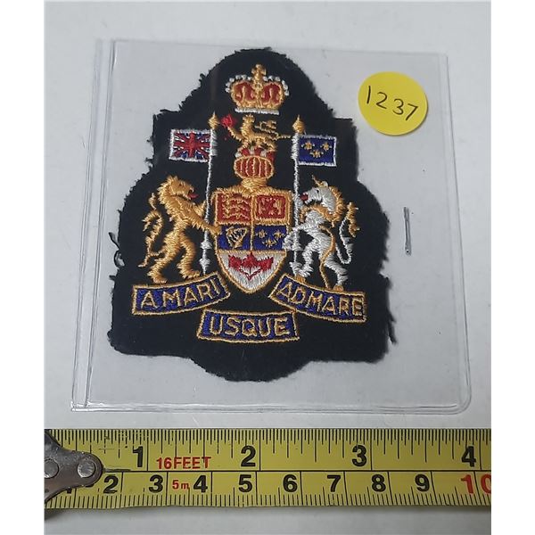 Canadian Coat of Arms cloth.