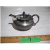 Image 1 : 1921 Silverplate Small Teapot w/ Fancy Design.  Meriden B. Company