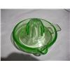 Image 2 : Vintage Federal Glass / Uranium Glass Reamer Juicer