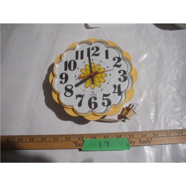 Timex Daisy Flower Wall Clock, Electric (Working)