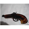 Image 2 : Vintage Avon Derringer Gun Aftershave Bottle (Empty)