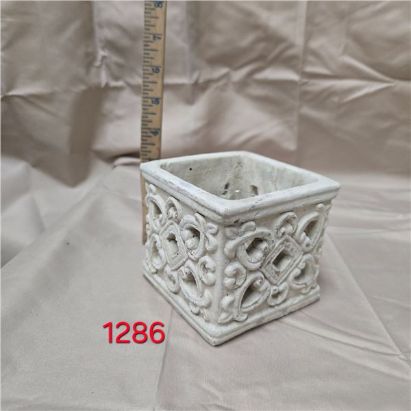 Partylite - NIB -