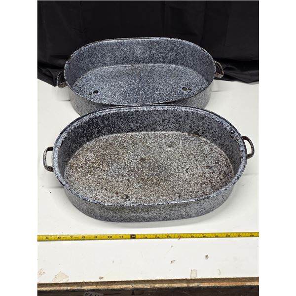 Enamel roaster