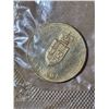 Image 4 : 2002 Coca Cola Olympic hockey token and 1967 Confederation coin in original packaging
