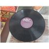 Image 4 : 13 records, Lawrence Welk, The Beatles