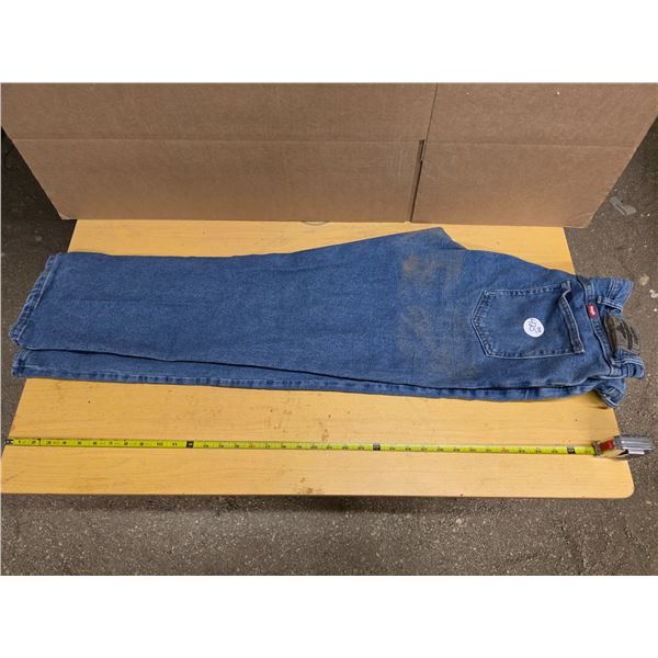 Wrangler jeans size 36/32