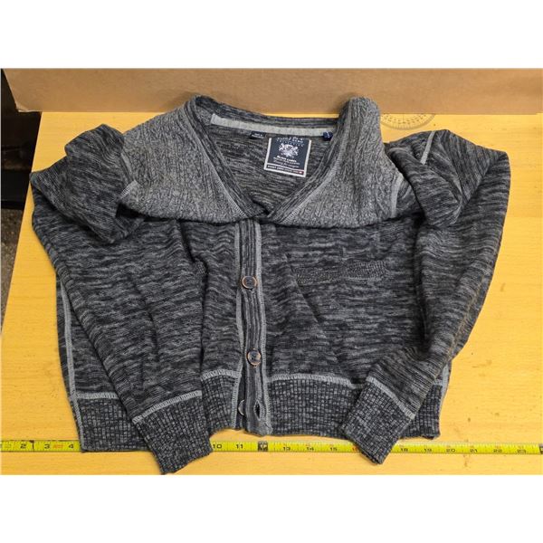 Men's sweater- large